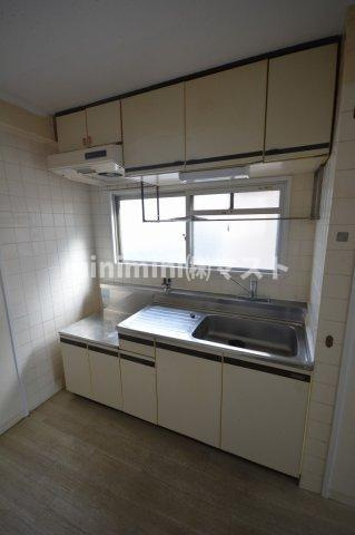 DAIKOマンションのキッチン|別号室参考写真