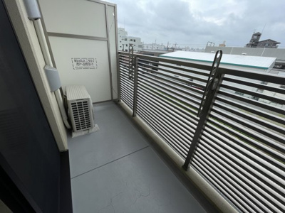 【バルコニー】 | カーサベレタ | お洗濯にも便利なバルコニー付き