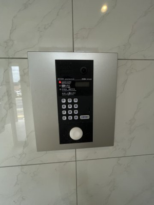 【セキュリティ】 | カーサベレタ | オートロック付きの物件です