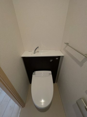 【トイレ】 | カーサベレタ | 清潔感のあるトイレです