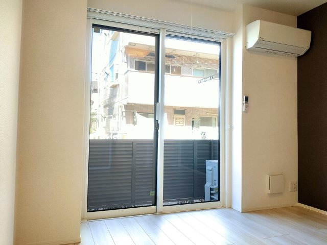 ルリアン北小岩Ⅲの洋室