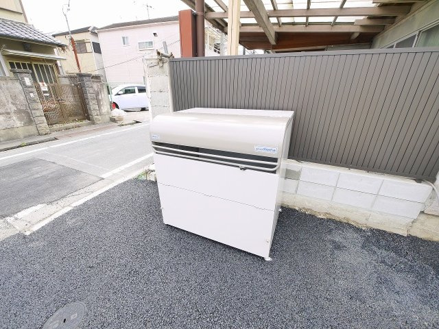 クレアール堺町Ⅰのその他共用部分|共用部分のゴミ箱です