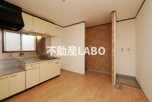 ドムス大英の居間・リビング