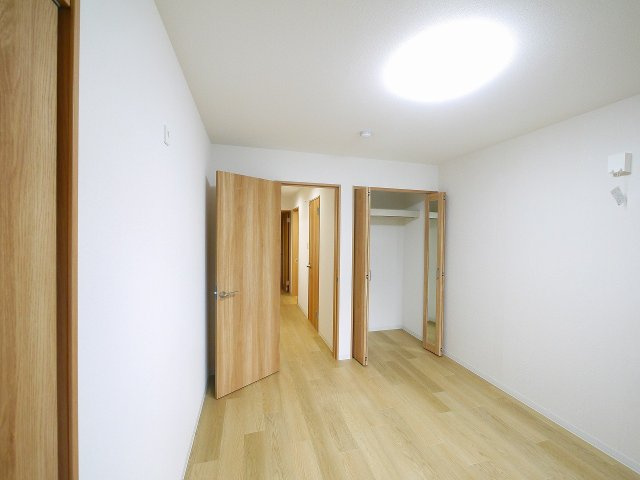 クレアール堺町Ⅰの洋室|広々とした洋室です