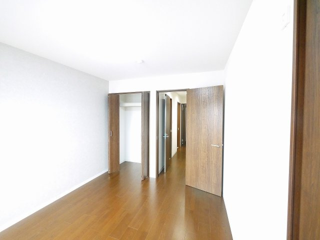 クレアール堺町Ⅰの洋室|個人の部屋や寝室として使える洋室です