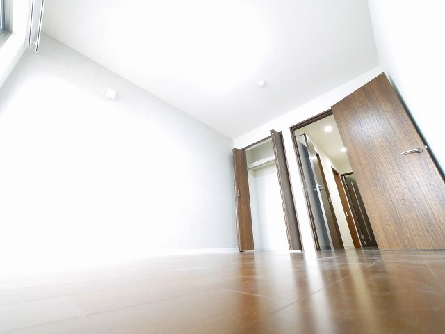 クレアール堺町Ⅰの洋室|ゆったりした洋室です