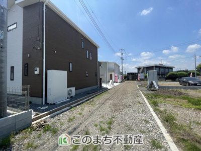 【前面道路含む現地写真】 | いろどりアイタウン矢板市木幡23-P1