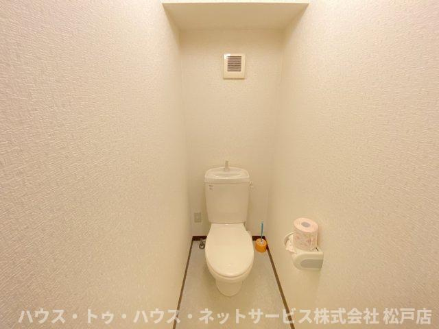 アンプルールフェールスリーズのトイレ