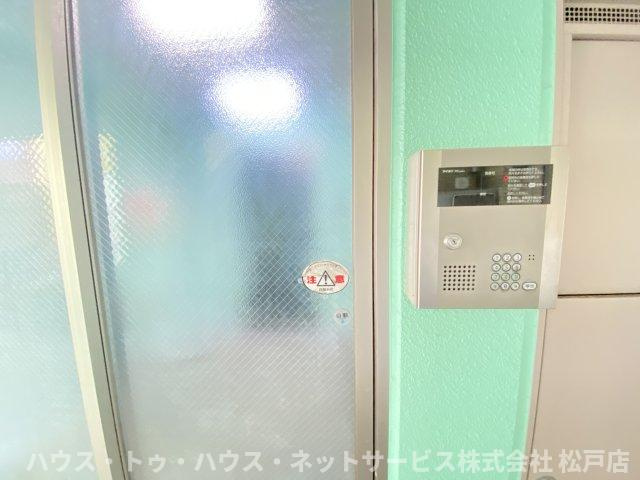 アンプルールフェールスリーズの設備