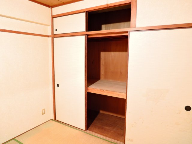 ハイツ81の収納
