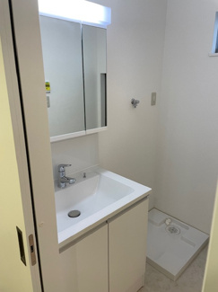 【独立洗面台】 | 西三国3丁目　中古戸建て