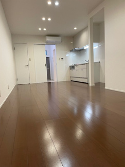 【居間・リビング】 | 西三国3丁目　中古戸建て