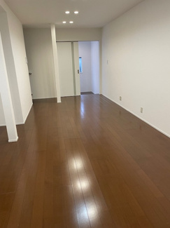 【居間・リビング】 | 西三国3丁目　中古戸建て