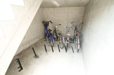 【その他共用部分】 | サニーコート千里山 | 駐輪場★