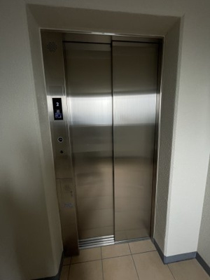 【設備】 | ラ・ルミエール | エレベーターがあります