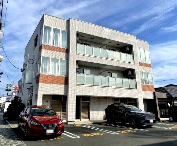 山七ビルジングの外観