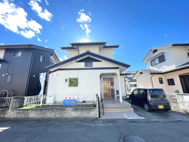 上里町七本木　中古780の前面道路含む現地写真