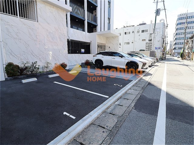 エクストラパレスの駐車場|駐車場に車を止められます