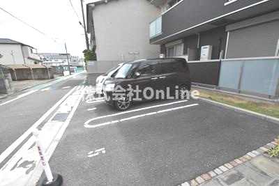 ボン　クロシェットの駐車場