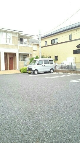 ビサイドの駐車場|車をお持ちの方に嬉しい駐車場付きの物件です