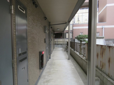 【エントランス】 | フェニックス連雀