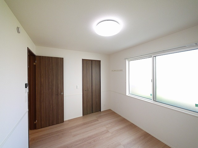 エアフォルクの洋室|きれいな洋室です