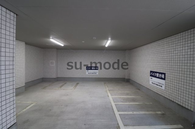 ブランシェトワの駐車場
