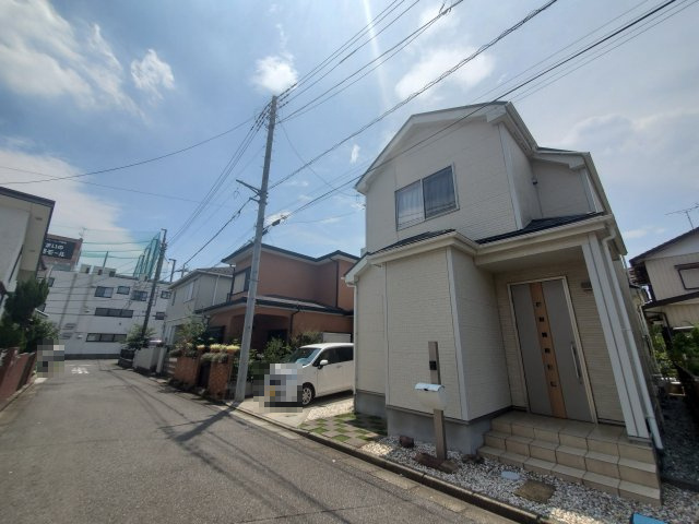 埼玉県さいたま市岩槻区加倉４丁目の外観|★定期借家契約（家主帰任まで）★閑静な住宅街★
★当社のみの賃料です★都市ガス★カースペース1台★大型犬飼育可★