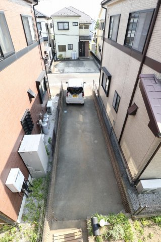 鴻巣市箕田の中古一戸建の駐車場