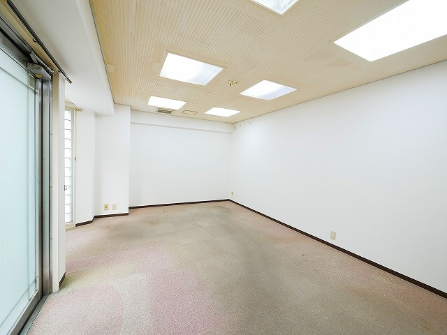 ヴィルドミール三条のその他