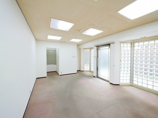 ヴィルドミール三条の内装