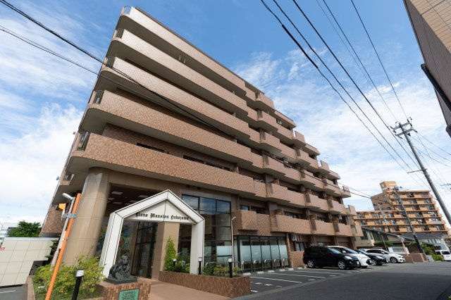 ライオンズマンション深沢5階の外観