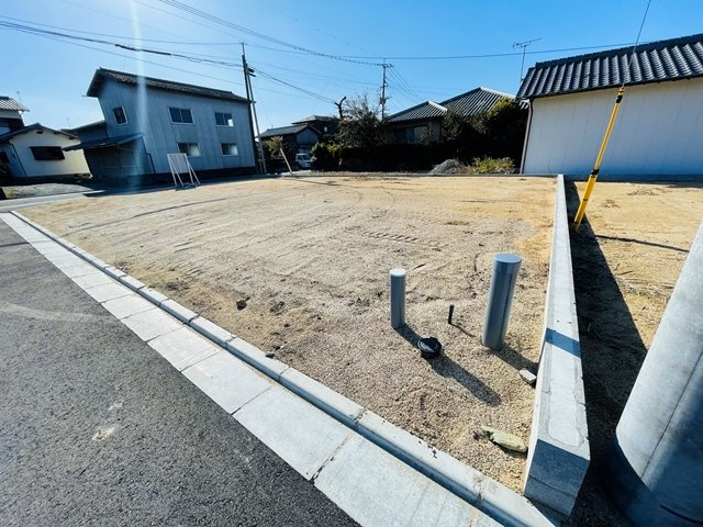 三潴町壱町原3区画分譲地の外観