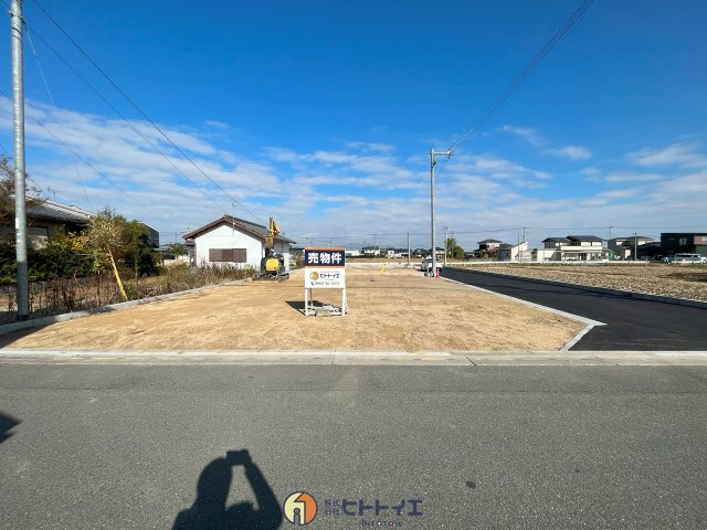 三潴町壱町原3区画分譲地の外観