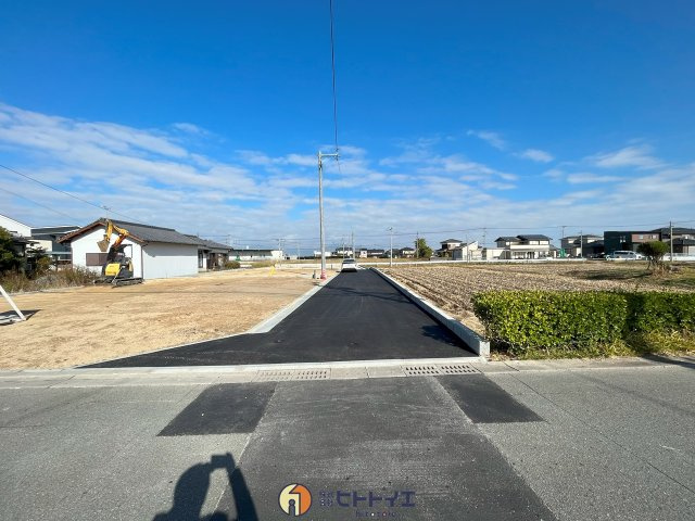 三潴町壱町原3区画分譲地の外観