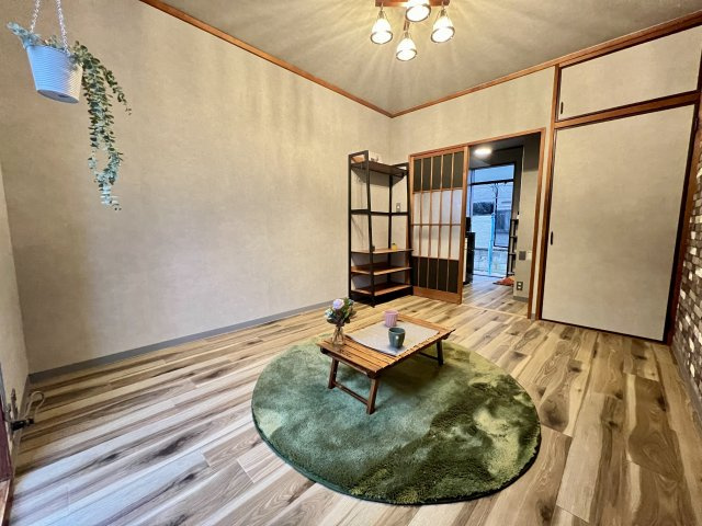 TAKAKEI BASEの居間・リビング|高崎、前橋エリアのお部屋探しはエンドスケープ株式会社へ！