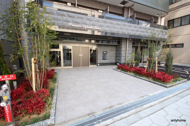 プレサンス扇町駅前　仲介手数料無料のエントランス