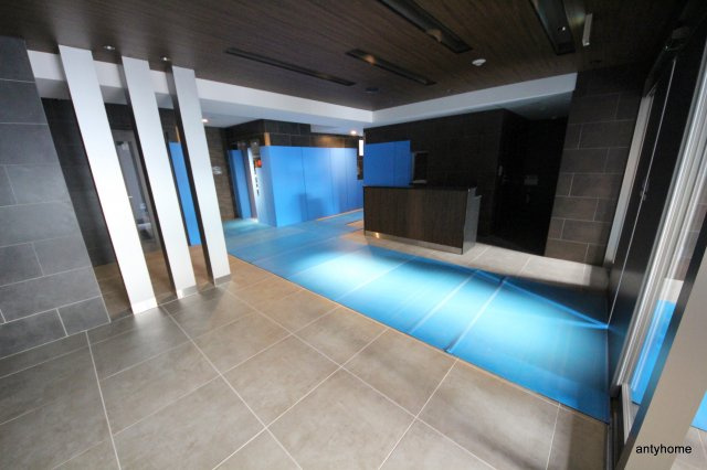 プレサンス扇町駅前　仲介手数料無料のロビー