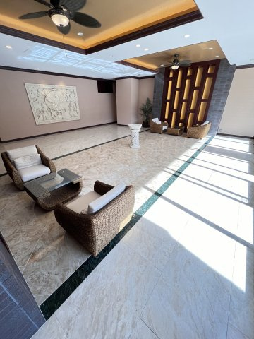 大阪市都島区内代町１丁目の賃貸マンションのエントランス