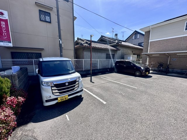 【駐車場】 | アムール福