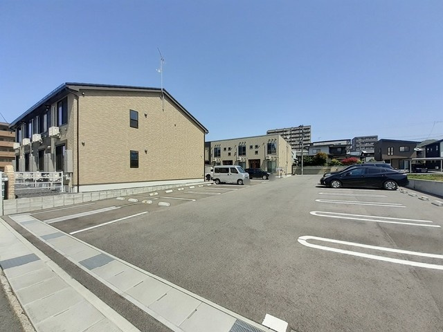 サイド　ツーの駐車場|駐車場