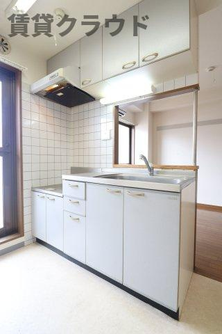 サンモール千葉寺のキッチン|お料理しやすいキッチンです