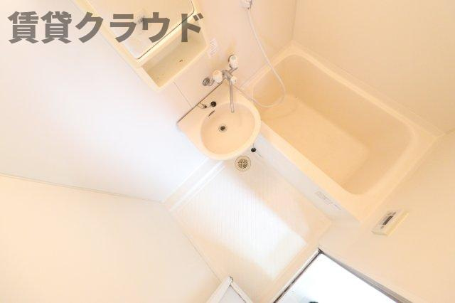 サンモール千葉寺の浴室|コンパクトで使いやすいお風呂です