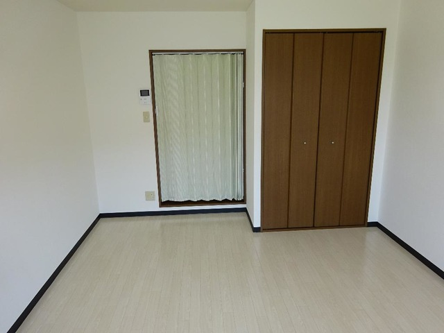 サンパティオ幸本 Ⅰの洋室