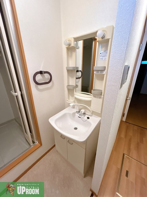 スクウェアパレス　Eの洗面所