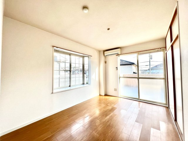 サントップタウンズ1号棟の居間・リビング|※別部屋参考写真