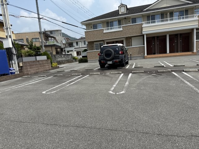 エスペランサⅡの駐車場