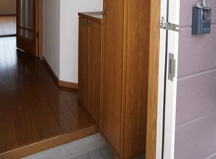 グランテール汐見台の玄関