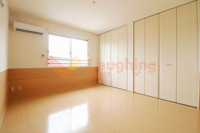 【寝室】 | グランモア | 使い勝手のいい寝室です