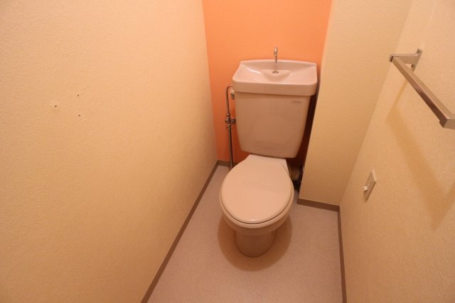 マッティーナ神戸壱番館のトイレ